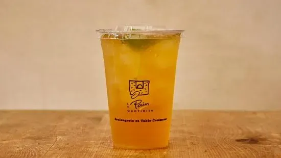 Large Iced Green Tea