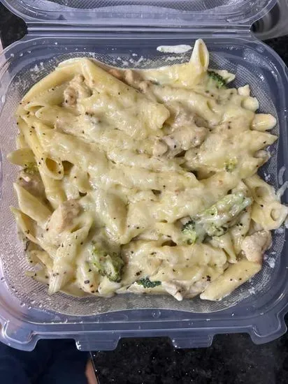 Penne Chicken-Broccoli Alfredo