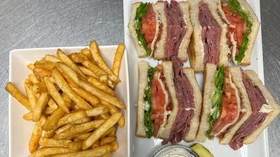 Roast Beef Club Sandwich