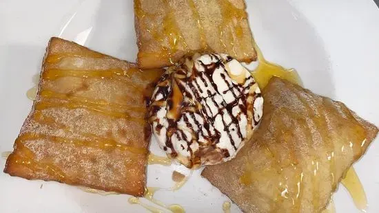 Sopapilla w/ Ice Cream