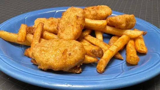 Chicken Nuggets & Fries (Kid's size base price) 