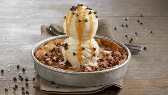 Salted Caramel Pizookie®