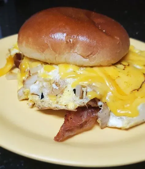 Bacon, Egg and Cheese Breakfast Sandwich