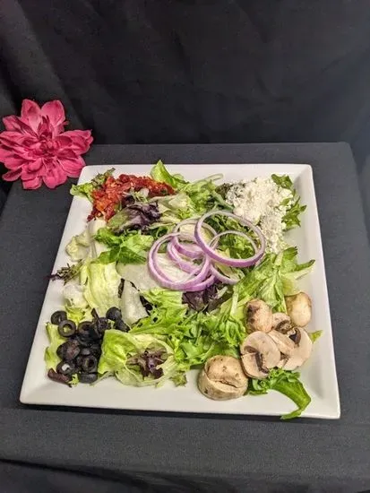 Mediterranean Salad