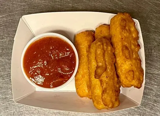 Mozzarella Sticks (4) / Palitos de Mozzarella (4)