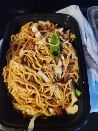 Chicken or BBQ Pork Lo Mein