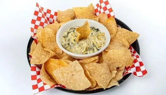 CHIPS & DIP