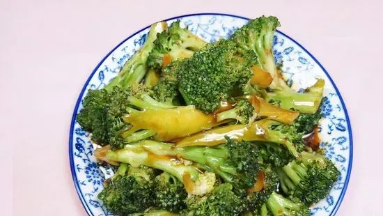 Broccoli with Oyster Sauce 蚝油芥兰