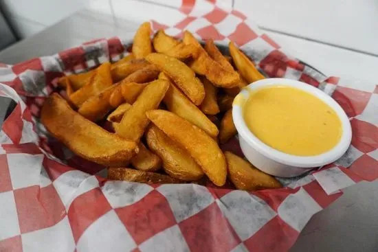 Callan Cheddar Dip and Chips