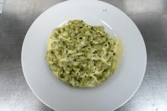 Dyer’s Spinach Tortellini