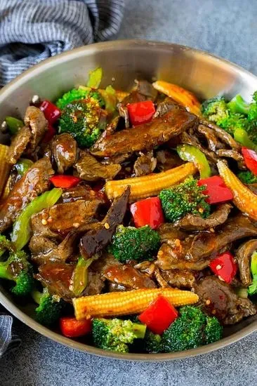 L15. Beef with Chinese Vegetable Lunch Special 白菜牛 （午）