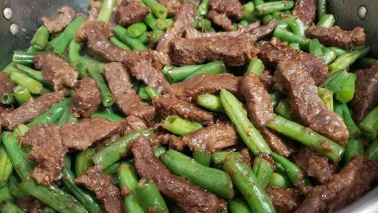 L30. Beef with String Beans Lunch Special 四季豆牛 （午）