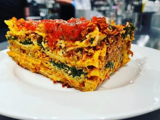 Traditional Red Lasagna