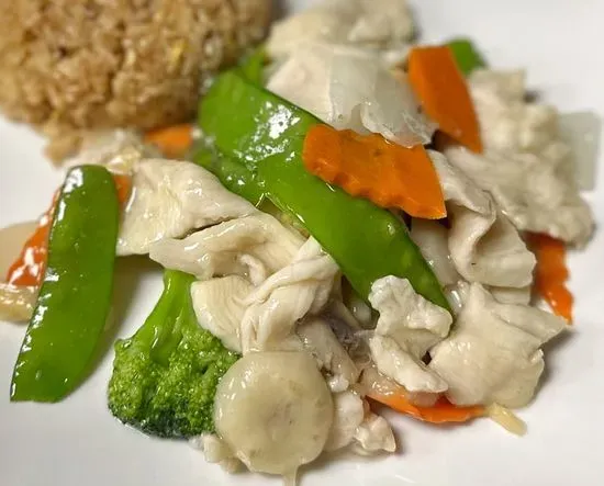 C6. Moo Goo Gai Pan