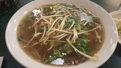 Pho Tai, Chin