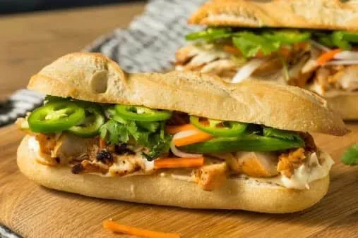 Grilled Chicken Bánh Mì