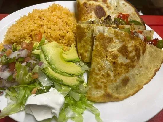 Quesadilla Fajta asada