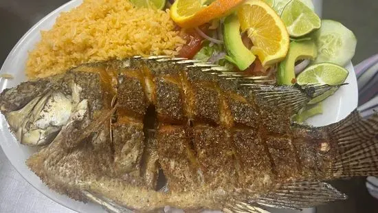 Mojarra frita 