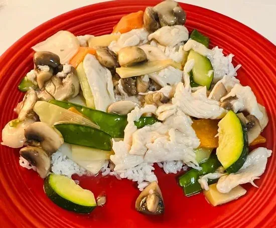 90. Moo Goo Gai Pan