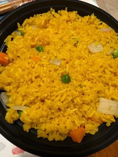 Fried Rice ( peas carrots & onions)