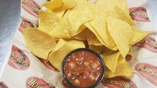 SIDE CHIPS & SALSA