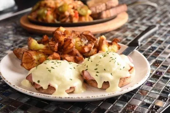 EGGS BENEDICT