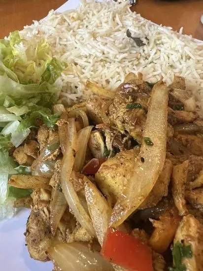 Chicken SuQaar w/ Classic Somali Rice or Pasta