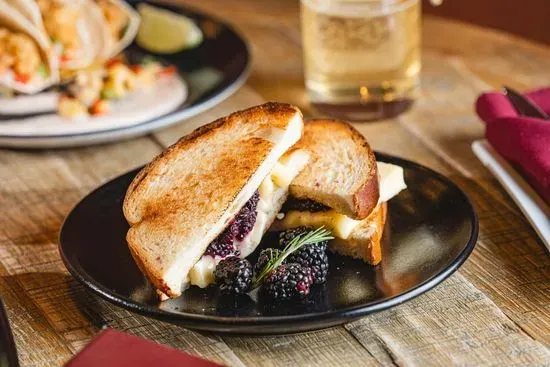 Grilled Brie and Blackberries