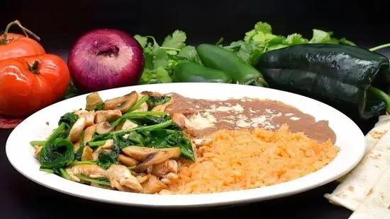 Pollo con Espinacas / Chicken with Spinach