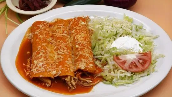 Enchiladas de Pollo / Chicken Enchiladas