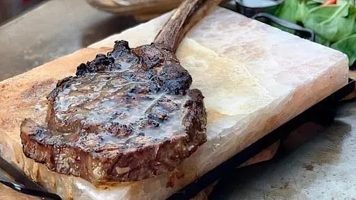 TOMAHAWK STEAK