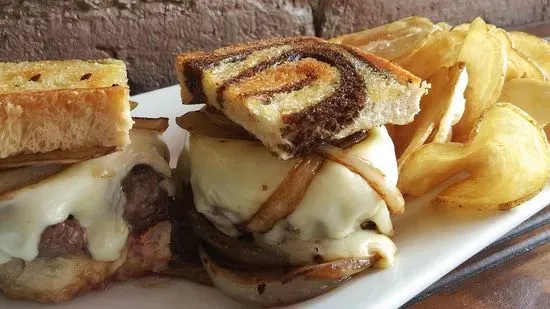 PASTRAMI MELT