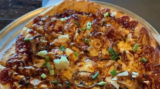 BBQ Pulled Pork Pizza