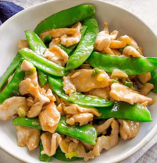 Steamed Chicken with Snow Peas / 水煮雪豆鸡