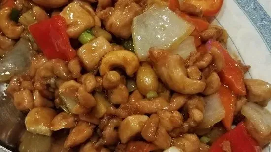 L3. Cashew Chicken