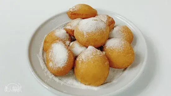 5. Fried Donut (10) / [炸面包]