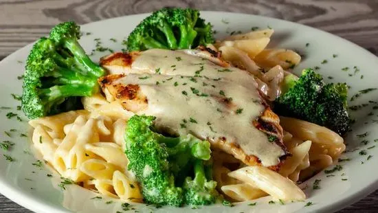 Grilled Chicken & Broccoli Alfredo