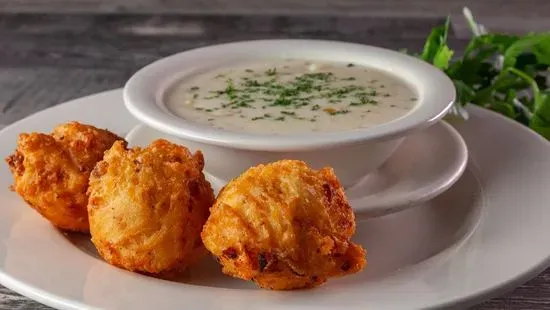 Clam Cakes & Chowder Combo