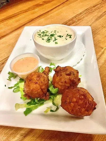 Clam Cakes (3) & Chowder