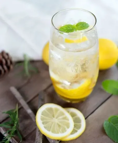 Lemon Summer Spritz