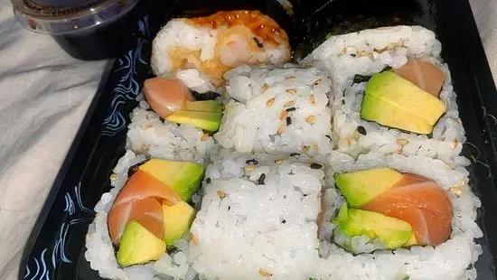 Salmon Avocado Roll