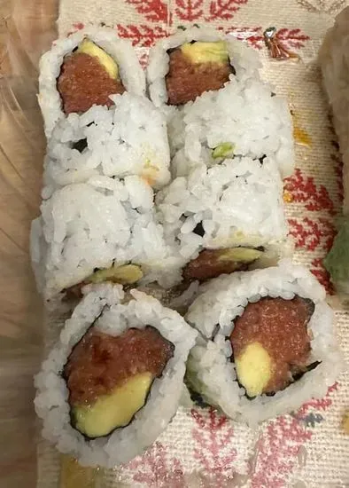 Spicy Tuna & Avocado Roll