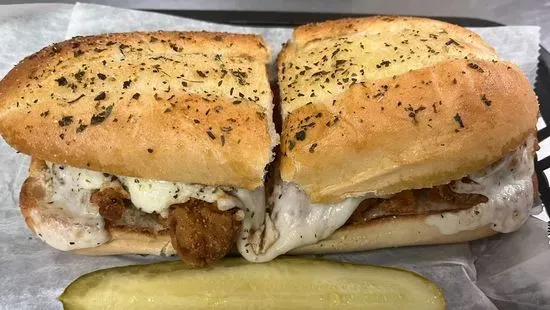 CHICKEN PARMESAN SANDWICH