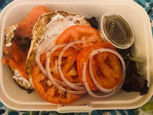 Wild Lox & Bagel W/ Organic Spring Mix