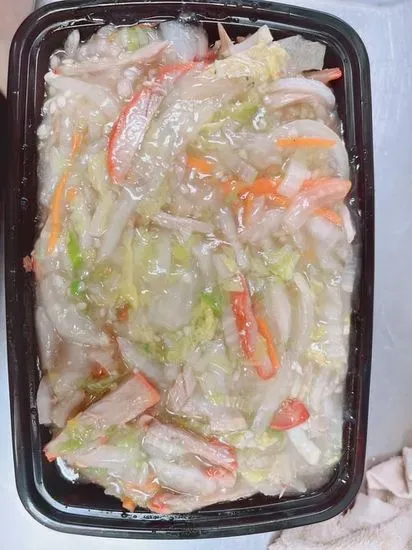 29. Roast Pork Chow Mein / 叉烧炒面(大)
