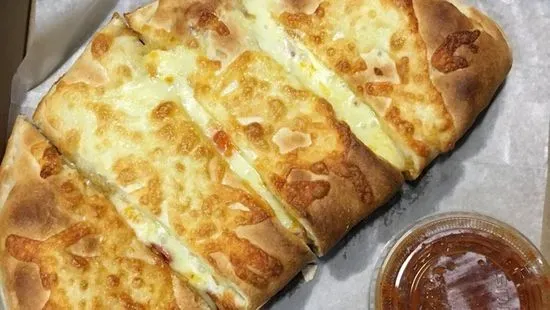 Pepperoni & Cheese Calzone (Large)