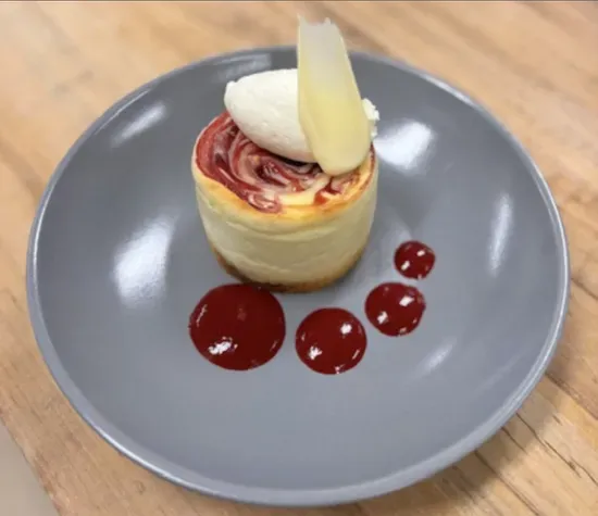 White Chocolate Raspberry Cheesecake
