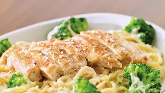 Chicken & Broccoli Alfredo