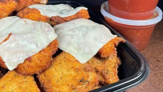 FM BUNDLE Chicken Parm (5) & Toasted Ravioli (15)