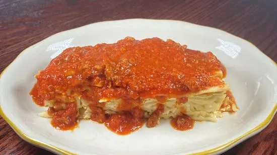 Baked Lasagna w/ Meat Sauce